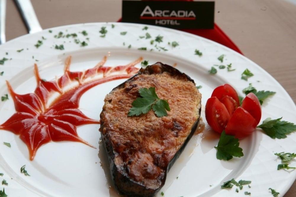 Arcadia Hotel Tripoli Esterno foto